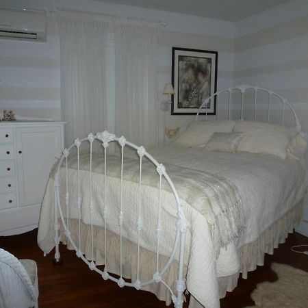Back Inn Time B&B Kilmarnock 외부 사진